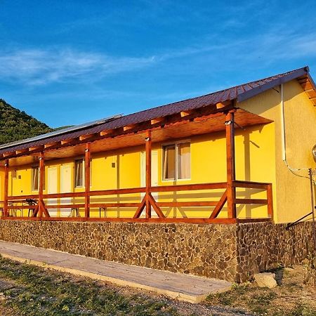 Cabana Varad Coronini Moldova Veche Zewnętrze zdjęcie