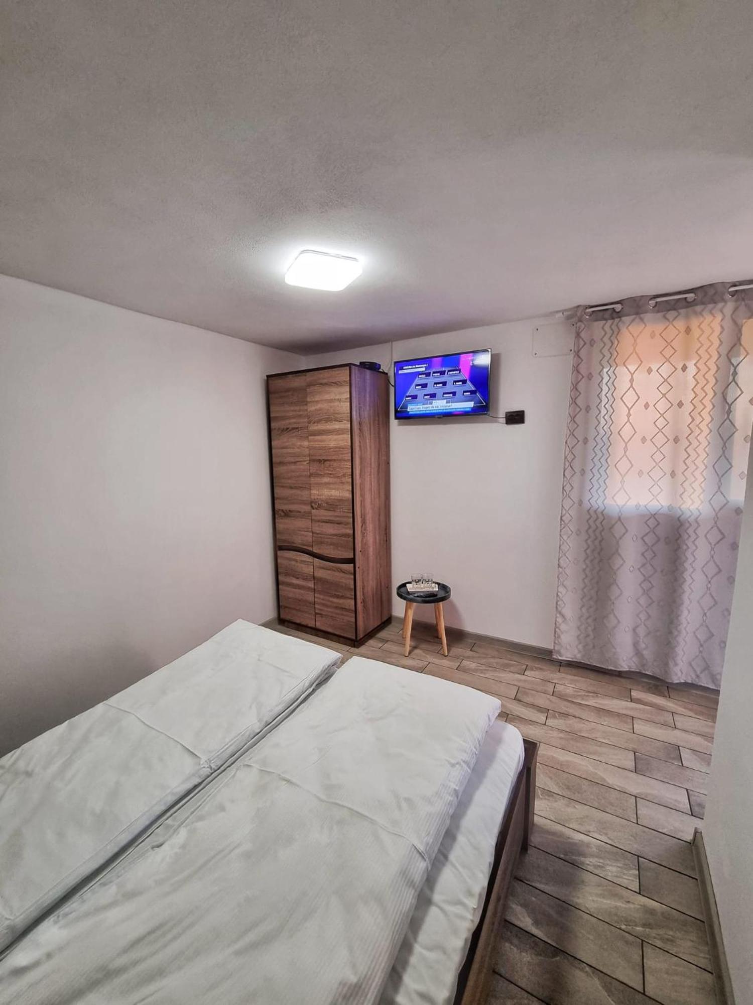 Cabana Varad Coronini Moldova Veche Zewnętrze zdjęcie