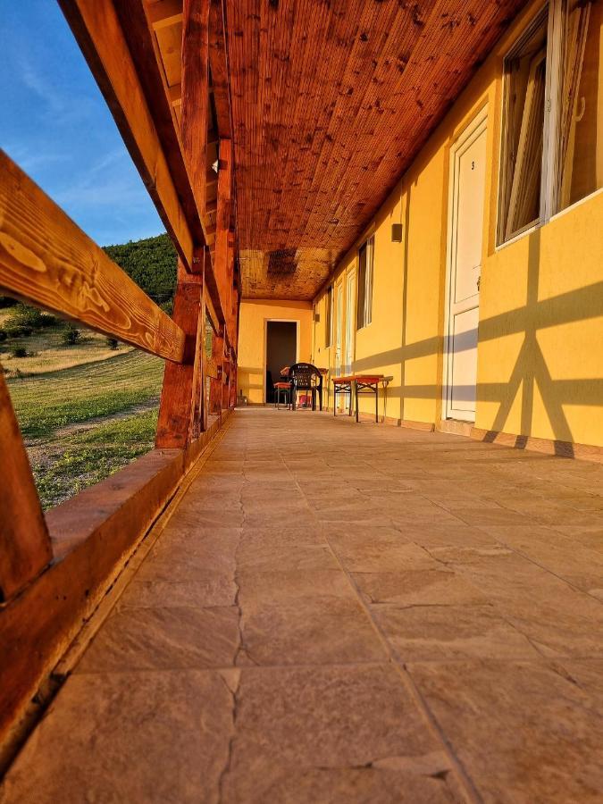 Cabana Varad Coronini Moldova Veche Zewnętrze zdjęcie