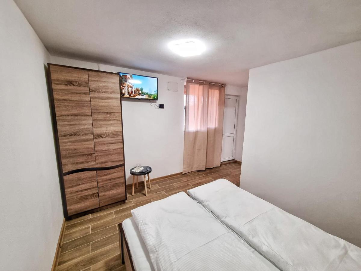 Cabana Varad Coronini Moldova Veche Zewnętrze zdjęcie